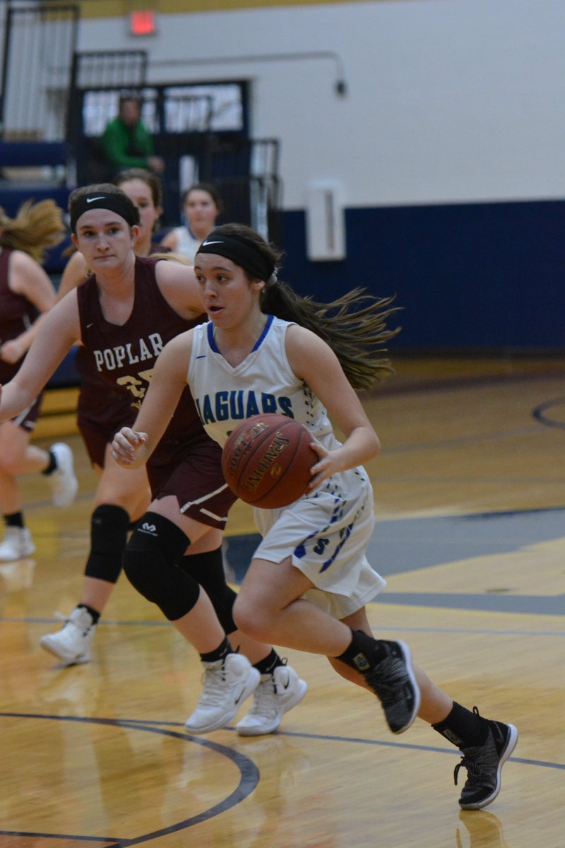 Congratulations to Logan Abernathy on being selected to Honorable Mention All-Conference! #TEAM