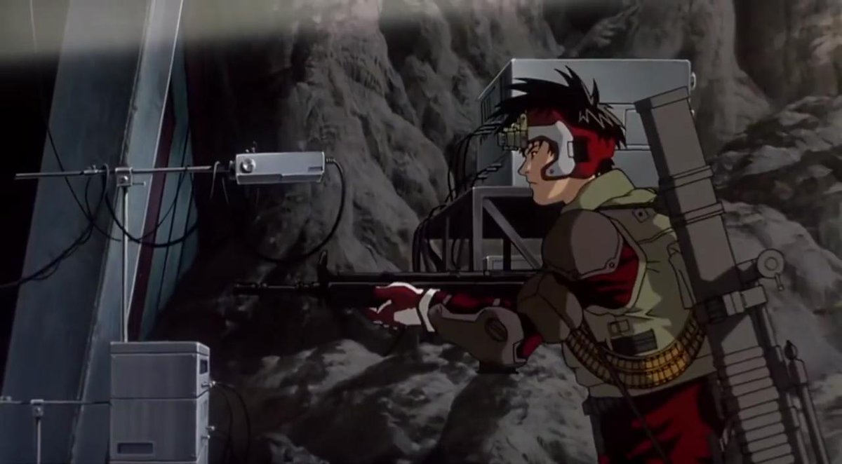 Hound 劇場版スプリガンで後半に主人公が仲間を助けに行く時に筒状の武器を携帯するのだけど ミリタリー詳しくない人は バズーカ砲 と思う人が周りにいたかな ちなみにこれは 迫撃砲 でいざとなると1人でも使えるタイプ M224 60mm迫かな