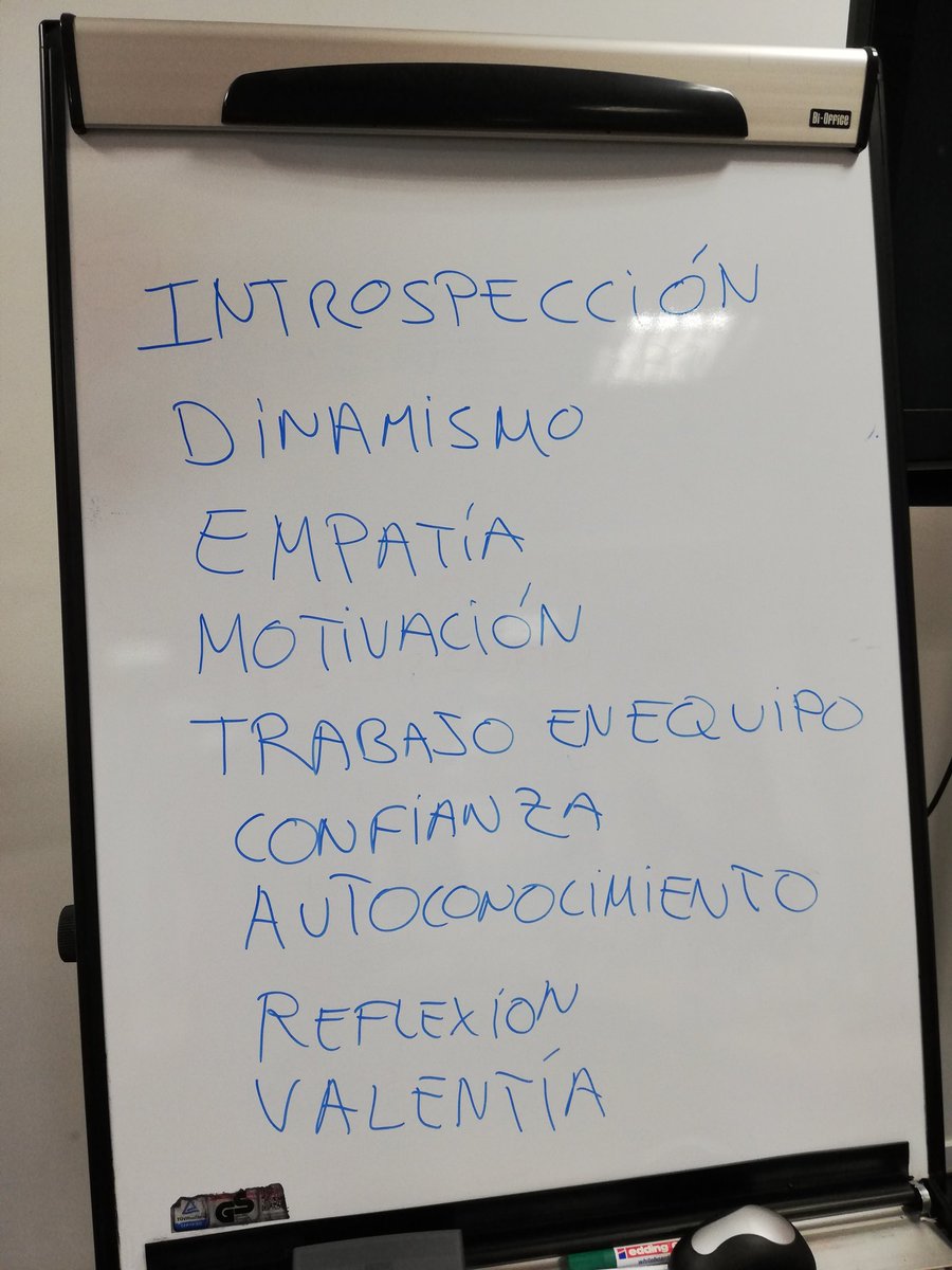CeliaDominguezR's tweet photo. Bonito grupo el que se ha formado en el "Máster Internacional en dirección de eventos" de @Esode
Hoy continuamos con las clases de #HabilidadesDirectivas, ayer sacamos unas estupendas conclusiones de la sesión.
#eventsmanagers #Eventsprof https://t.co/jDQWbzk9uI