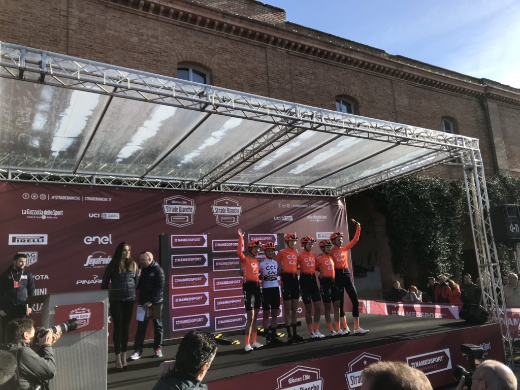 Time to rock &amp; role <a href="/StradeBianche/">Strade Bianche</a> @CCCLivTeam <a href="/ashleighcycling/">Ashleigh Moolman</a>