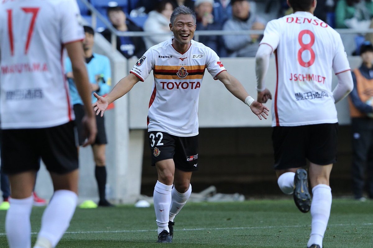 名古屋グランパス Nagoya Grampus Ft ガンバ大阪 2 3 名古屋グランパス 1 赤﨑秀平 36 オウンゴール G大阪 38 ジョアンシミッチ 67 アデミウソン G大阪 87 オウンゴール ガンバ大阪 戦 Grampus ファミリー 一体と