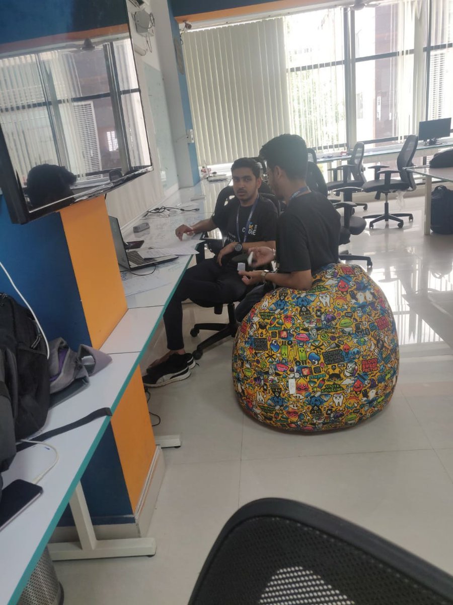 Codiecon1's tweet photo. To understand recursion, you must first understand recursion - #CodieCon2019
#codiecon #hackitivism #codeparty #programminglife #momwantsmetocode #codeforlife #SaturdayMotivation #codeforlife #tech #ai #ml #iot #android #coders https://t.co/9pMyxv9bgY