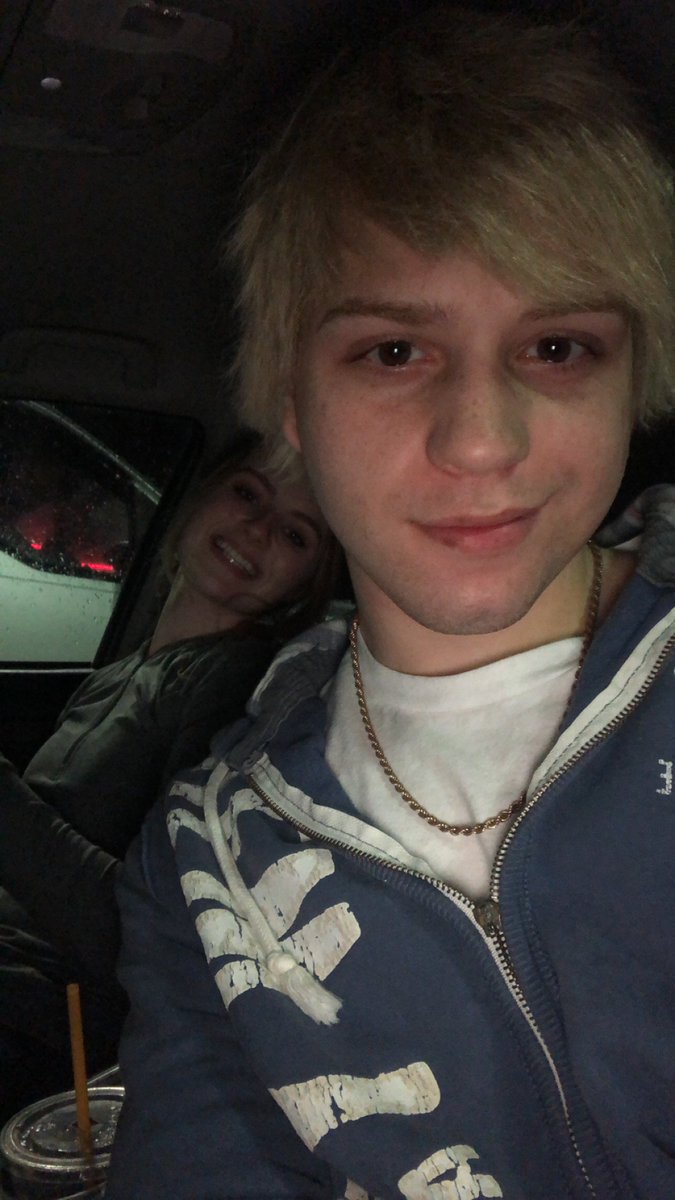 15corwyn's tweet photo. @kingdre023 @hmparker34 @saurav_sharma28 I actually been told I look like Evan Peters https://t.co/5J5cbcxiM0