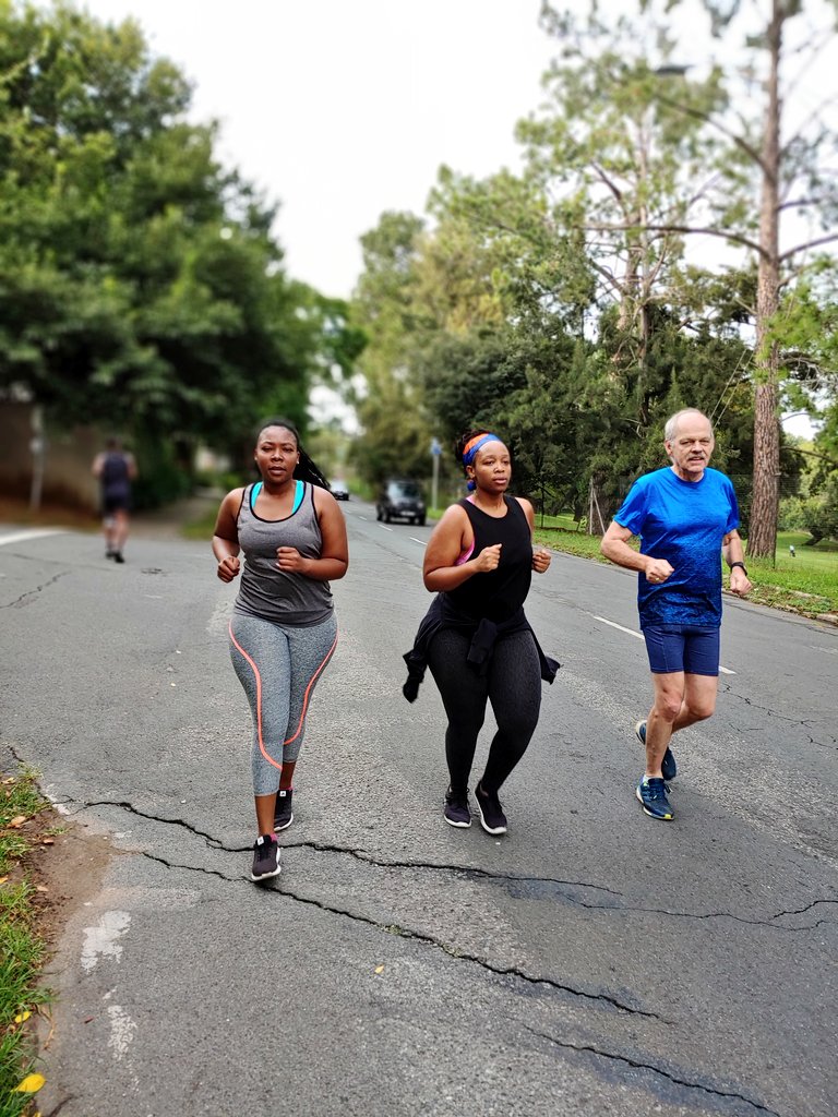 PatOnBrands's tweet photo. Took this cool picture during #RunWithPat with the @LGMobileSA #V40Thinq #ContentCreator https://t.co/TVtKsisXBd