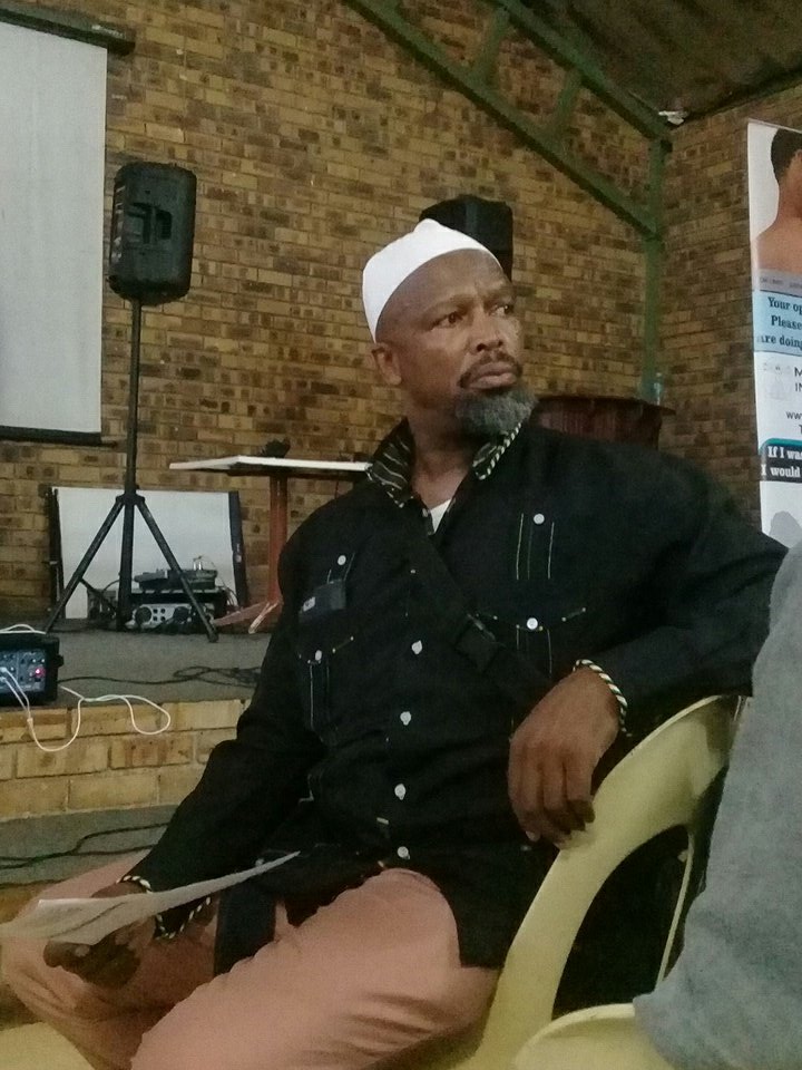 BernardMSithole's tweet photo. We are also honored to have the well known Mr Sello Maake Ka-Ncube to engage with the men of Social Development on issues affecting them daily. @MeshKekana @Nosferatu17 @zibuse @The_DSD @gpgSocDev #DSDMENSCAMP #MensConference2019 https://t.co/iQ0dAAXmjy