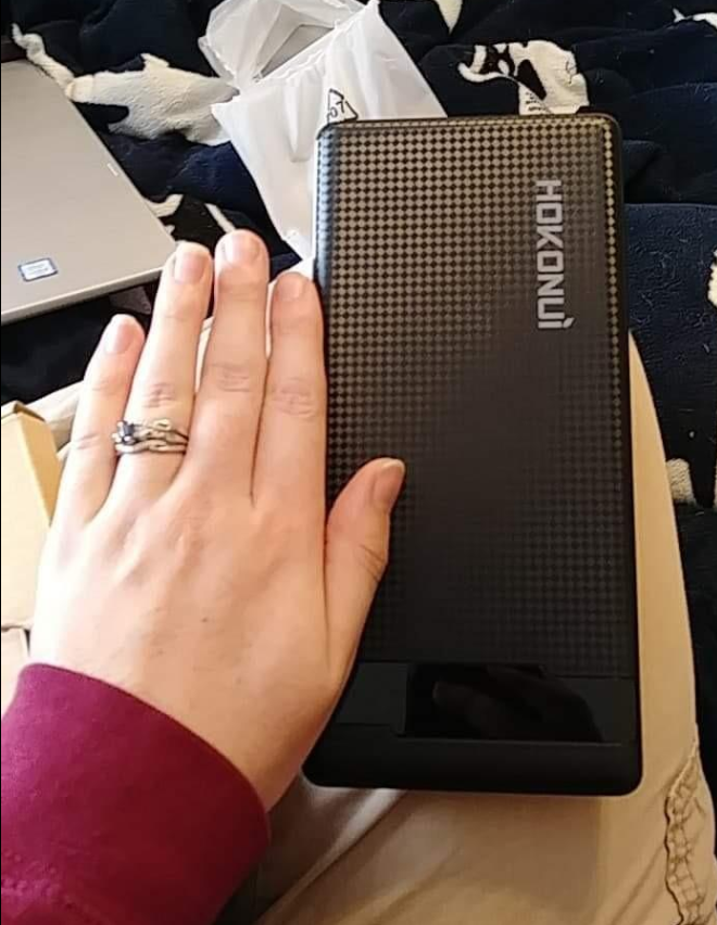 LexisHope1's tweet photo. This product is great! They have a large capacity 20000mAh of power  charges. It can charges at least three times. Travel, work, study all enough to use it. Very convenient. I can use it for apple product.  There have Over-temperature protection function. https://t.co/OMg0idyOss https://t.co/bPdVj9GtAN