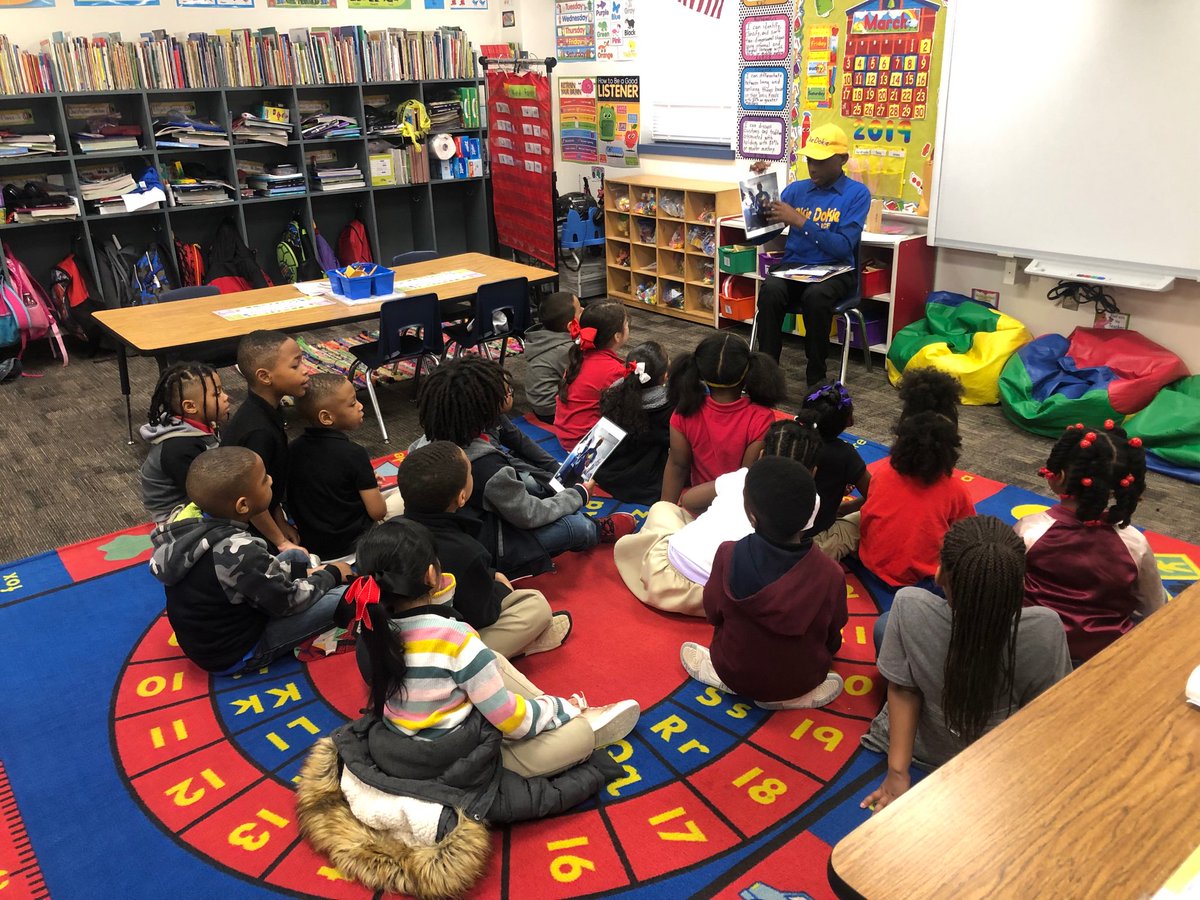 HPEKinderKnight's tweet photo. Thank you Caleb @ Okie Dokie Shaved Ice for setting an example of young entrepreneurship, Dr. Martin @ Kids at Heart Pediatric Dentistry for showing us how to take care of our teeth, and Ms. Harr for sending a special delivery through the mail! @ChisdHighpointe @Mrs_Miller78 https://t.co/Zp72CFa5LP