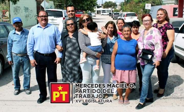#DeLaMañana #DeHoy Estuvimos con los vecinos de la colonia 8 de Octubre y las autoridades de Obras Públicas, dando seguimiento al proceso de gestión de pavimentación de la calle Victor Manuel Ferrón.
#TrabajandoYCumpliendo 
#ElPTEstáDeTuLado