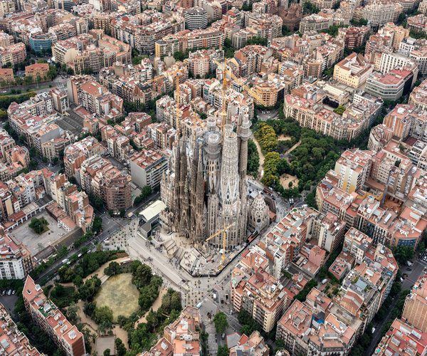 Barcelona’s 9 UNESCO World Heritage Sites - A Luxury Travel Blog buff.ly/2McaZYi