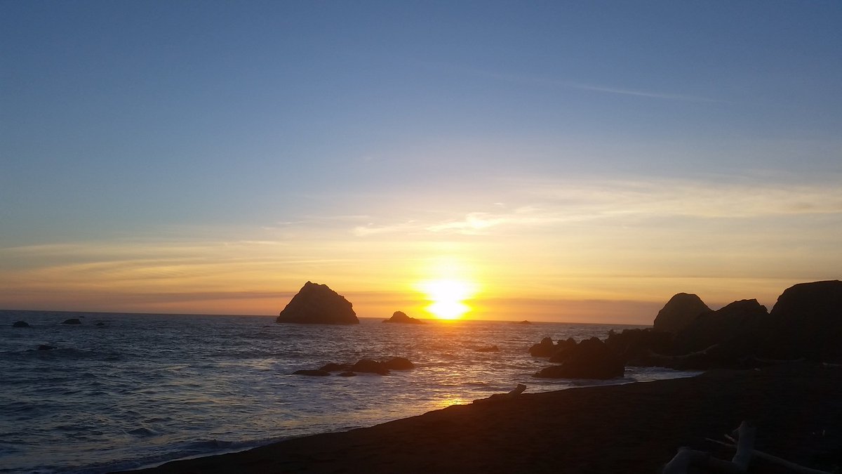 NicoleVeum's tweet image. Go check out my new blog on #makingamends in #recovery. I got the chance to go back and #forgive myself for the harm I caused myself and others. #step9 #WeDoRecover #ODAAT #recoveringaddict #cleanandsober #soberaf #9yearsandcounting #sobriety

coliescreations.com/2019/03/08/mak…