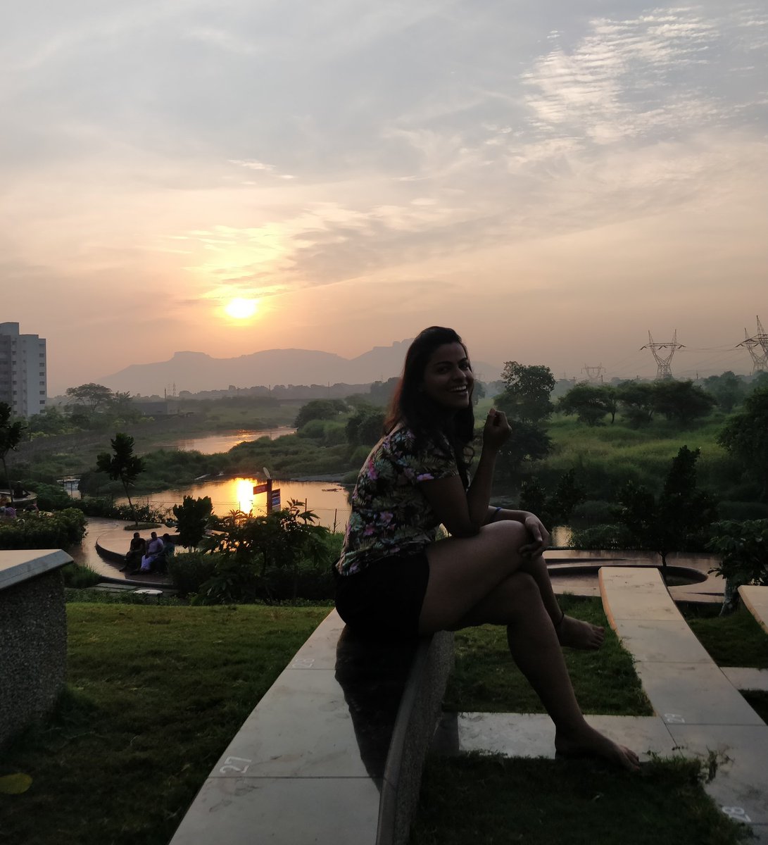 sonali31104's tweet photo. @myspicestyle Style is being happy and comfortable without a glitch in the mind ❤️
#StyleIs #WomensDay #SpiceStyle
Join
@nankudi
@getyourmittens
@girija_jain https://t.co/2ze0zCCKXj