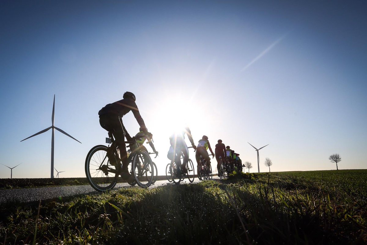 ClubPeloton's tweet photo. Day 2 of @landg_group #CycletoMIPIM is in the bag. Catch up on the updates & photos from #Portsmouthroute, #Folkestoneroute & #Italianroute on the blog: https://t.co/xbquzdFy3c https://t.co/pGdVzxcEEy