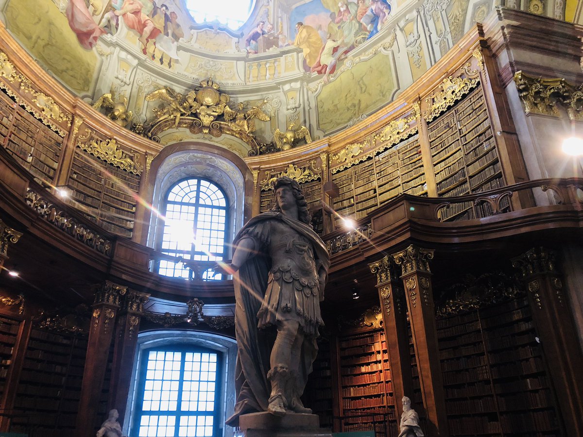 khbf123's tweet photo. ウィーン🇦🇹
めちゃめちゃおしゃれだし、ウィーンでドイツ語留学したい https://t.co/VelfXoftPI