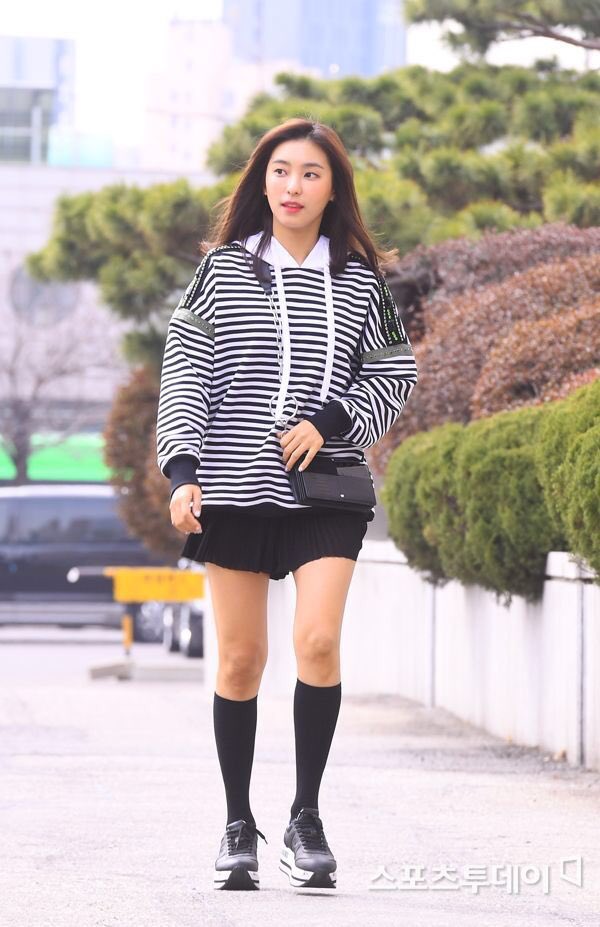 low quality yoon bora (@lwqualitybora) on Twitter photo 