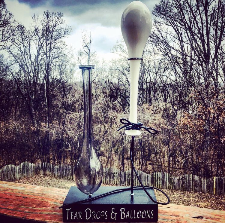 createXnight's tweet image. "I am in between the margins, these words are just my clothes

That I wear to cover up what I want no one to know." #mikeposner, #teardropsandballoons #createXnight