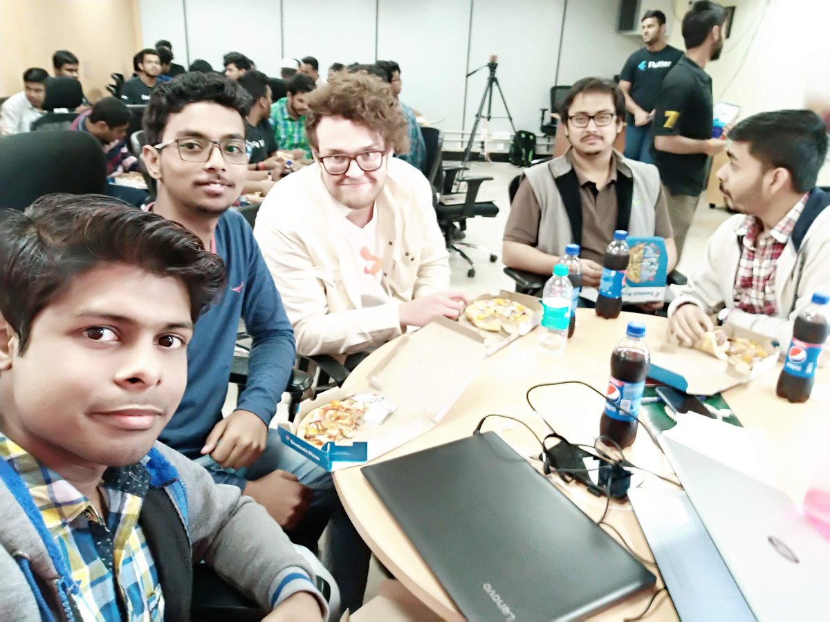 raveesh_me's tweet image. That was the end of #day01 for #flutterFeb till the next week!