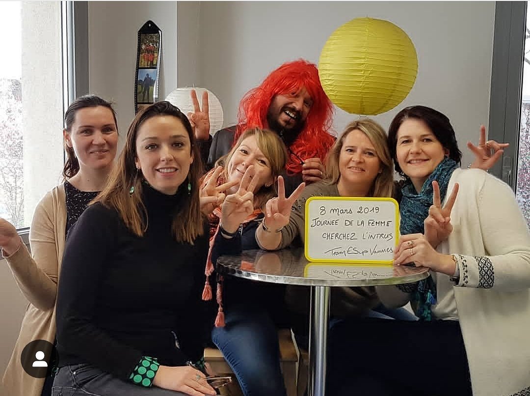 LMDFormation's tweet photo. #JournéeDeLaFemme un grand merci à l'équipe @esupcampus #Vannes de ns faire confiance et de ns permettre de grandir à vos côtés et merci pour toujours savoir tirer le meilleur de moi 🤣😜🤣
#8mars2019 #journéedesdroitsdesfemmes #bts #bachelor #mastère #ecoledecommerce #bretagne https://t.co/HJLYkYvVfd
