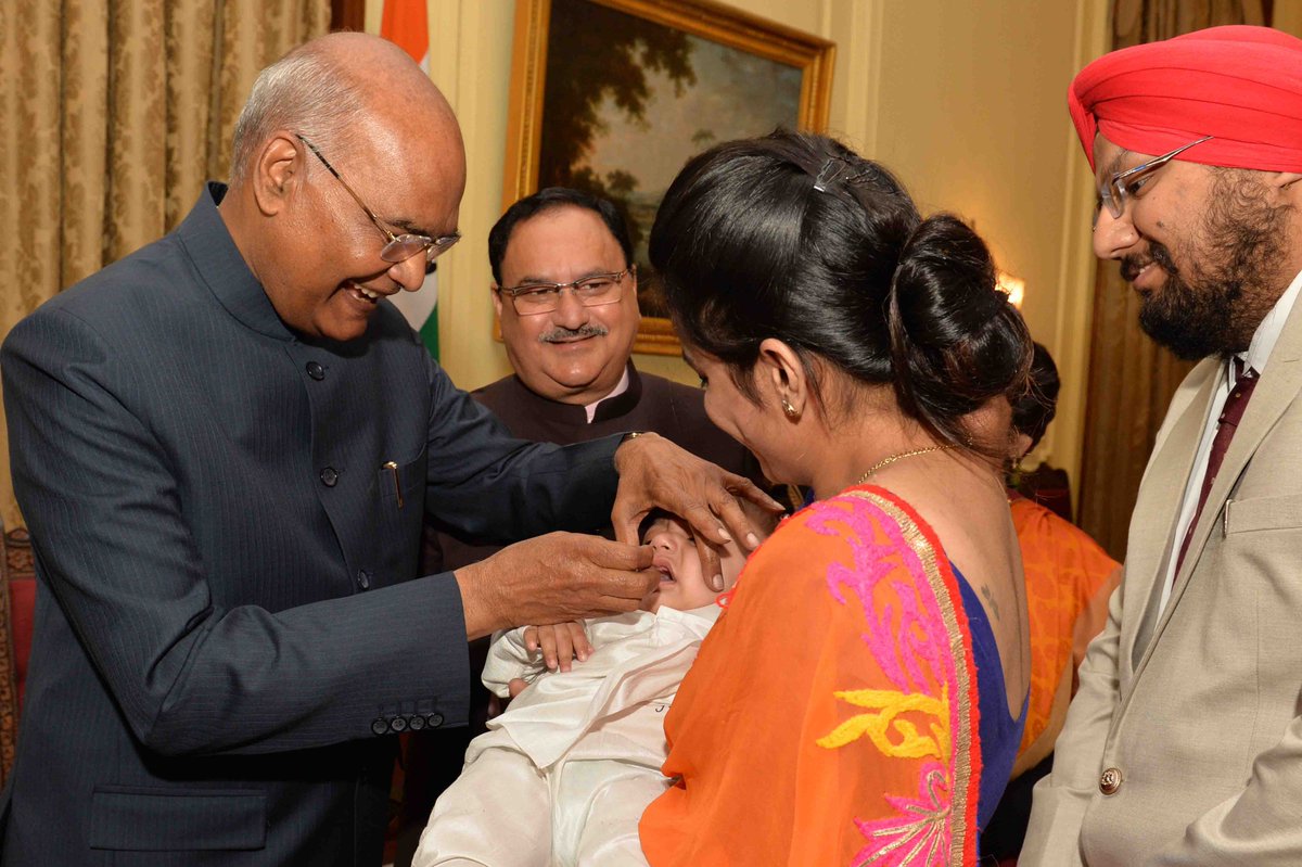 rashtrapatibhvn's tweet photo. President Kovind launches the Pulse Polio Programme by administering Polio drops to children at Rashtrapati Bhavan https://t.co/UBfyZP4MTb