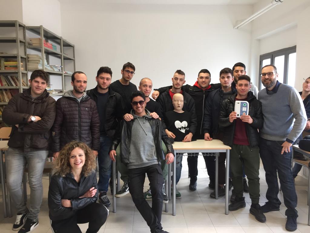 sienacuore's tweet photo. Corso blsd studenti scuola istituto G.Marconi di Siena
#blsd #formazione #salvavita https://t.co/Dm1Wahkmev