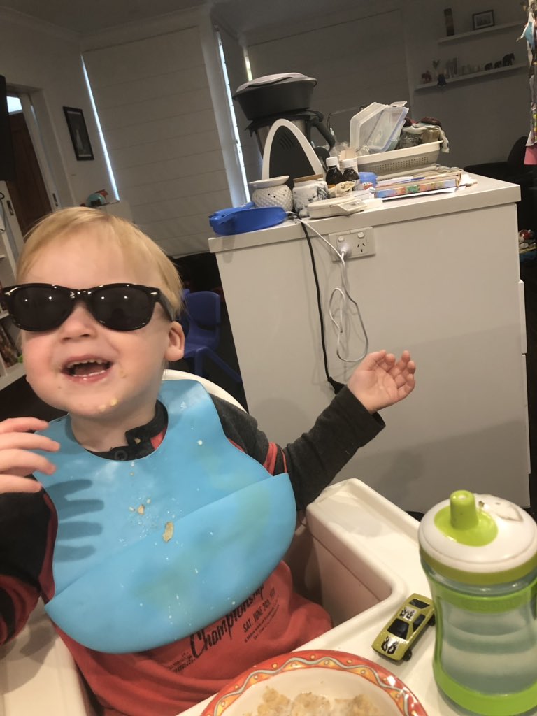 booksandlooks83's tweet image. Cool Dude! #samspam