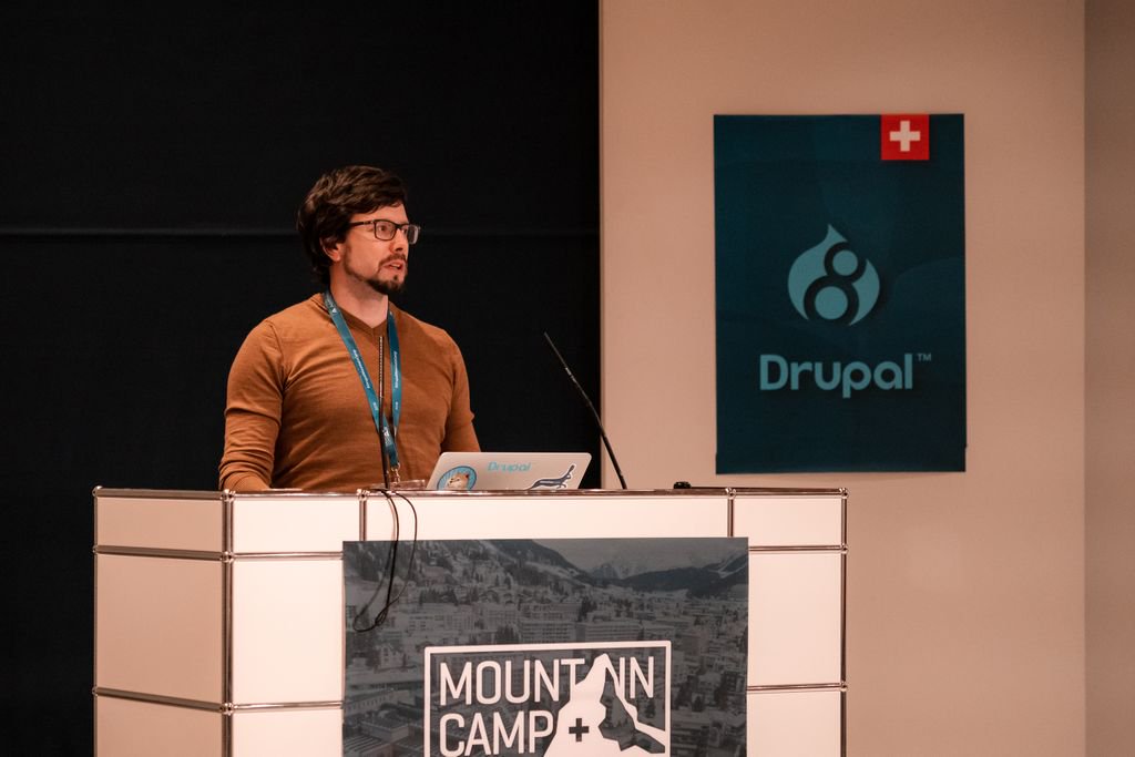 mountaincampch's tweet photo. About avoiding the pitfalls of #remote work from home - session at #DrupalMountainCamp by Primoz Hmeljak @theprimsi https://t.co/3VZYUZ32vz https://t.co/RaKzVpOU5J