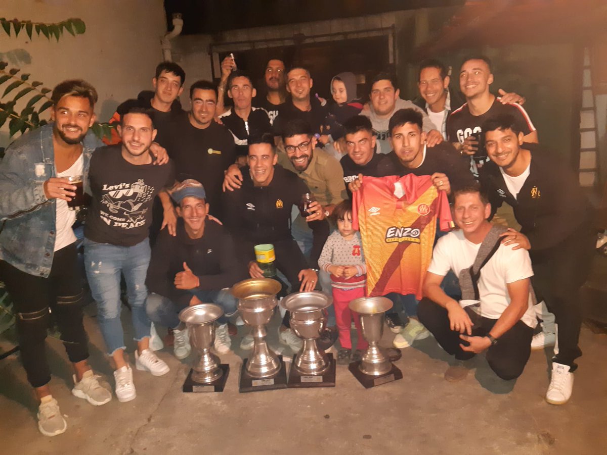 Está banda se juntó, <a href="/LIGA_MVD/">LIGA MVD</a>  modo on!#Mantero #familia #somosnosotros