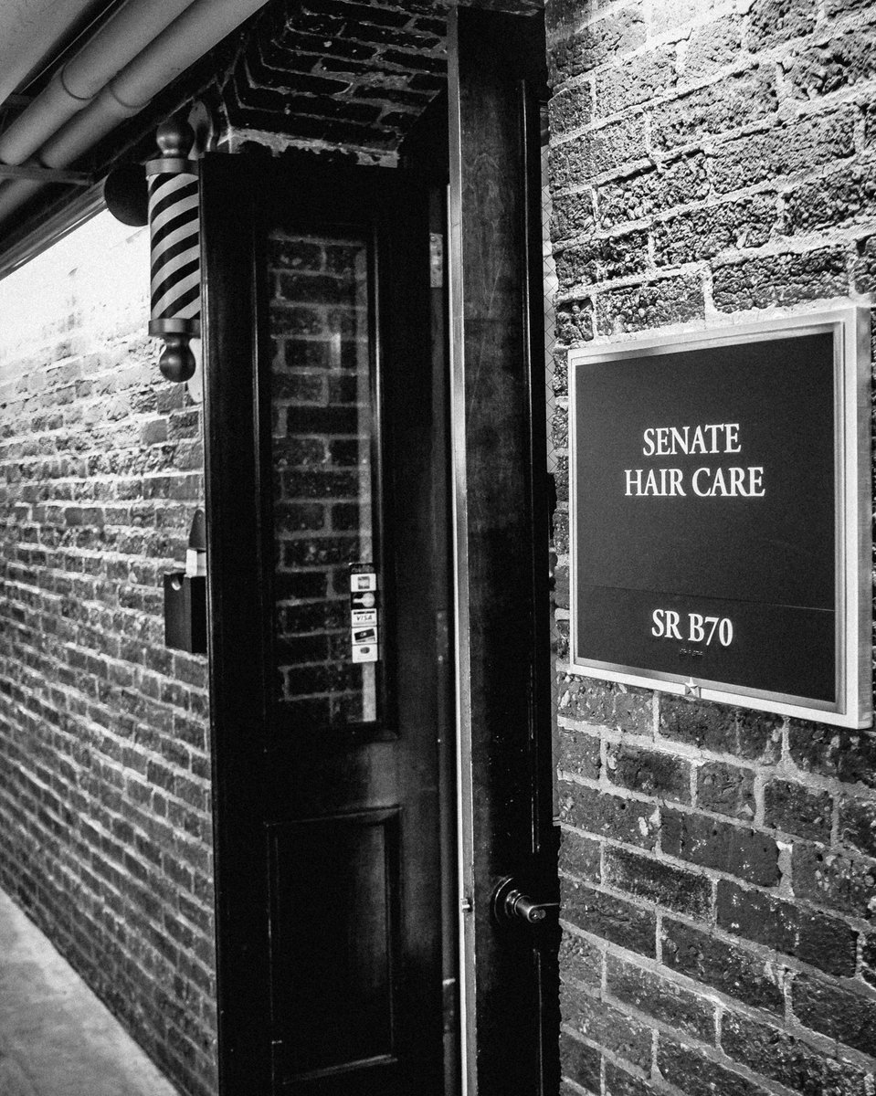 johndplatt's tweet photo. Health Care is in need of reform but Senate Hair Care is on point. The underground world of Capital Hill. #MSActivist #photography #streetphotography #fujifilm #xt20 #senate #russellsenatebuilding #WashingtonDC #ms #MSPPC19 #AccessToMeds #ProtectPatientsNow #MSResearch https://t.co/V1qDNnsBOH