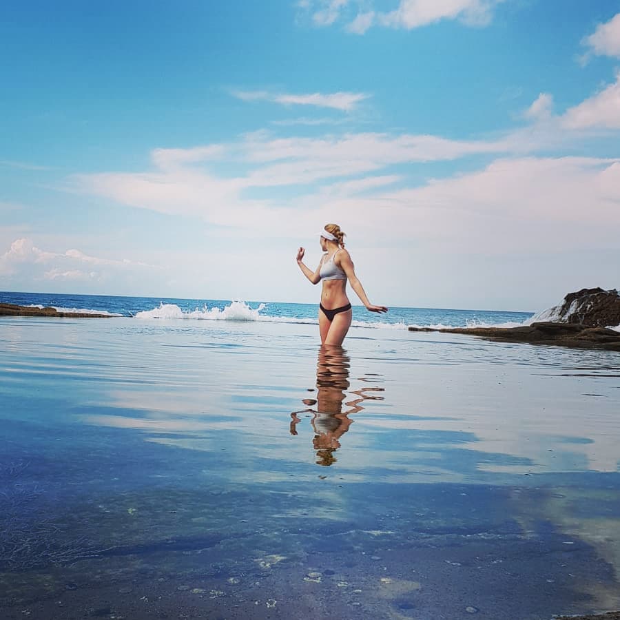 ClaraHelms's tweet photo. Catch me if you can 😉
.
.
#rockpools #rockpool #water #RoyalNationalPark #NSW
#figure8pools #figureeightpools #reflection #reflections #infinitypool #infinity #peace #nature #underwear #not #bikini #hiking #hike #walk #bushwalk #frolicking #fun #nature #clean #clear #water #love https://t.co/K82CR6vaNe