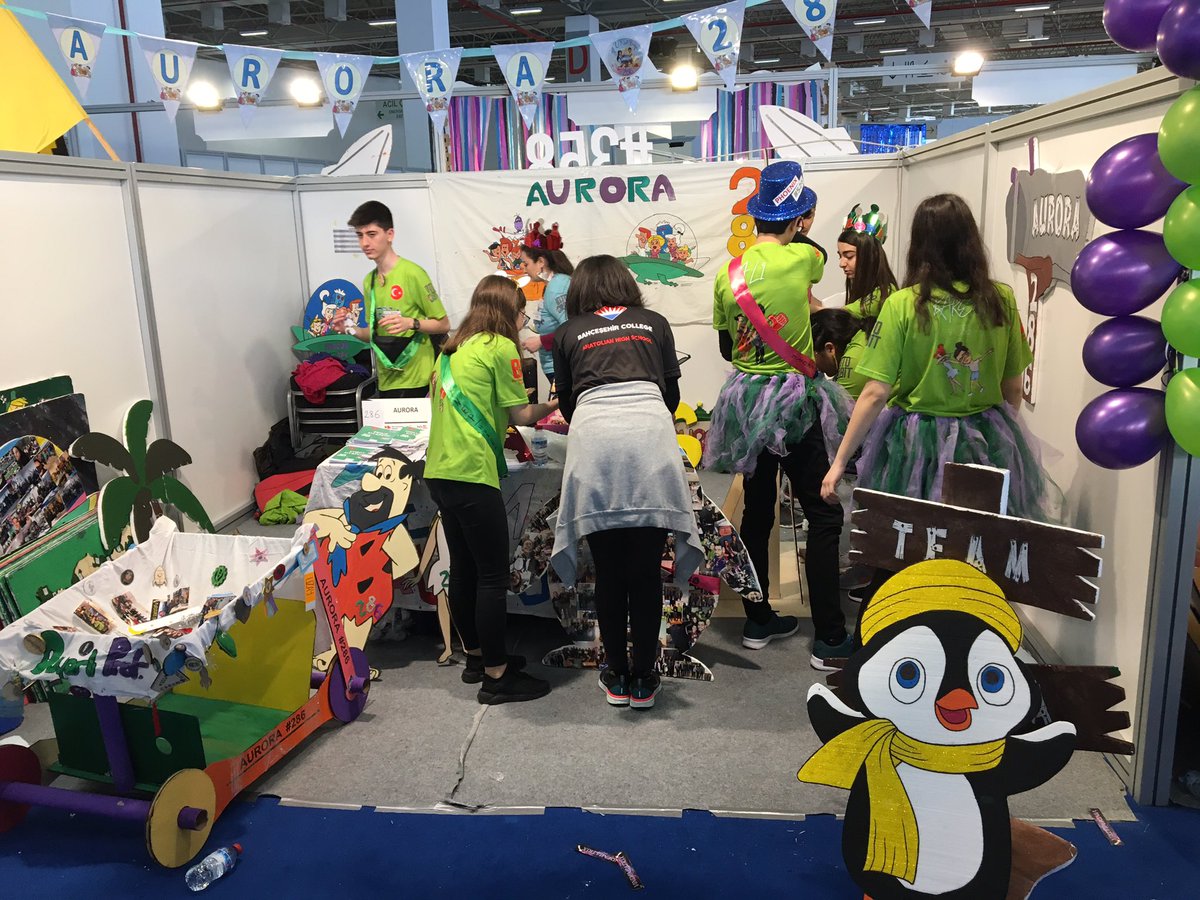 Bilim Kahramanları Buluşuyor/First Lego League 15. Sezon Ulusal Turnuvasında Fuar İzmir'de 3 takımımız ile yerimizi aldık. Biz hazırız 😊👍🏻💪 <a href="/esen_zeki/">Zeki Esen</a> <a href="/VuslatAkdogan/">Vuslat Akdoğan</a> <a href="/aliihsantas/">Ali ihsan TAŞ</a> <a href="/suer_tugce/">Tugce Suer</a> <a href="/BilimKahraman/">Bilim Kahramanları</a> <a href="/FllVoltage/">Team Voltage FLL</a> <a href="/CoronaFll/">Corona Australis</a> <a href="/TeamAurora286/">FLL AURORA #286</a> <a href="/BHevsel/">BK Diyarbakır Hevsel Kampüsü Lise</a>