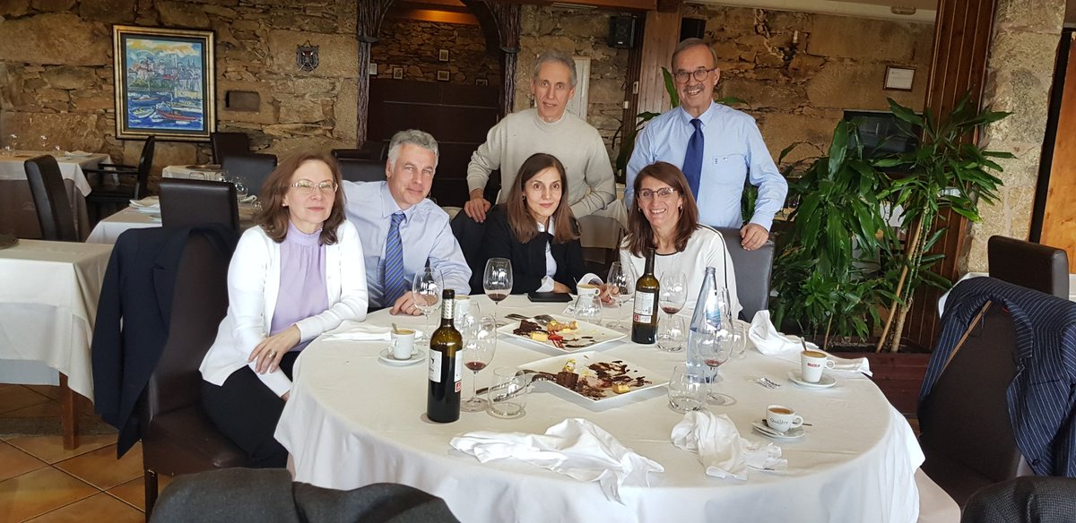 juanmlema's tweet photo. Ayer se reparó una gran injusticia pues #AngelesSanroman, brillante investigadora y directora del @Biosuv, vuelve a ser Catedrática en @uvigo. Orgulloso da haber sido su director de Tesis en @Biogrup del @EnxQuim_USC. https://t.co/4fw6i2BF4T