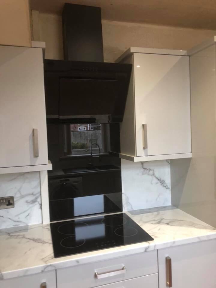 Greyhound Kitchens tweet media