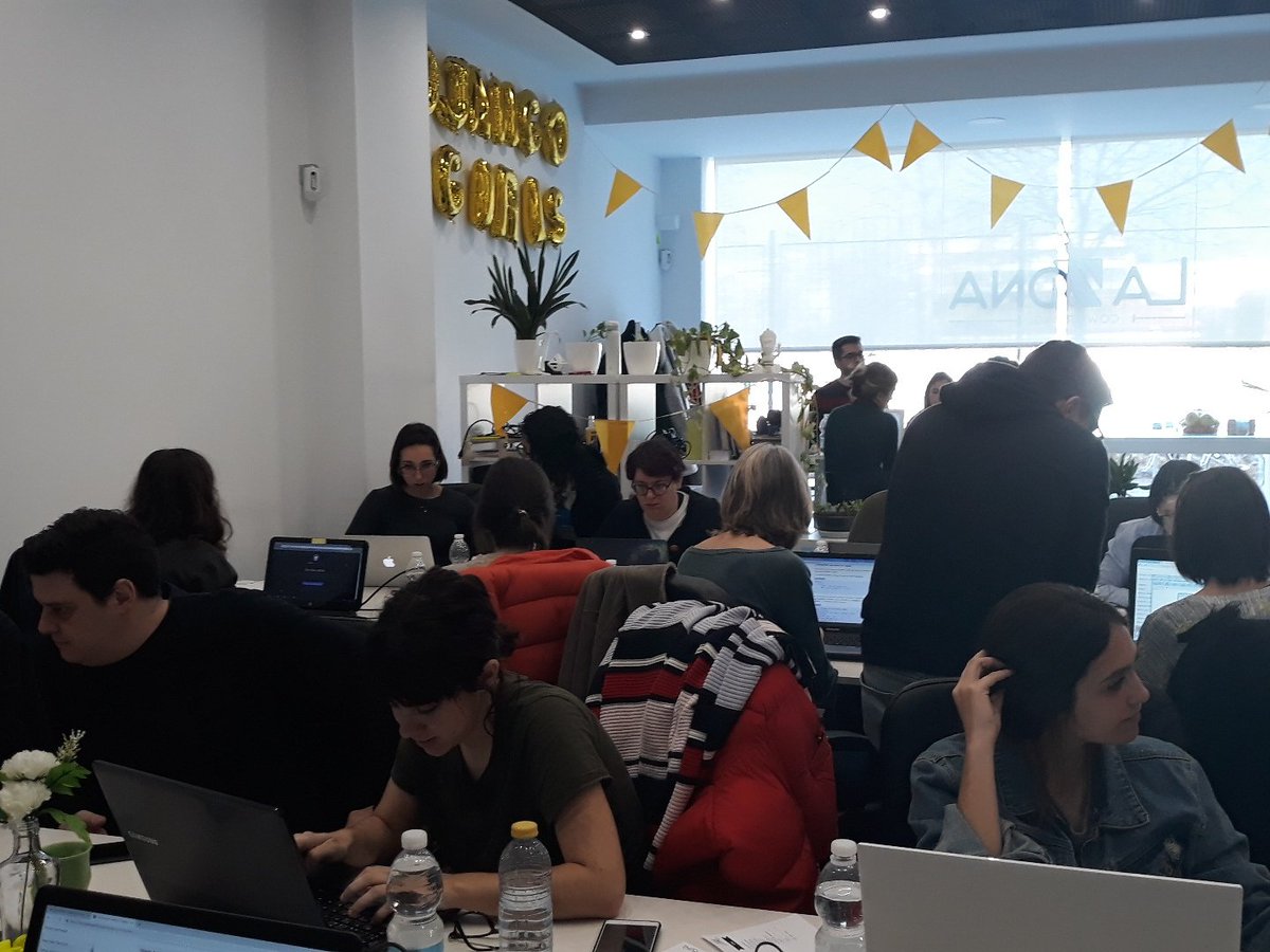 nievesborrero's tweet image. Disfrutando al máximo el #djangogirlsodb @DjangoGirlsODB en @laZonaCoworking go go go!!