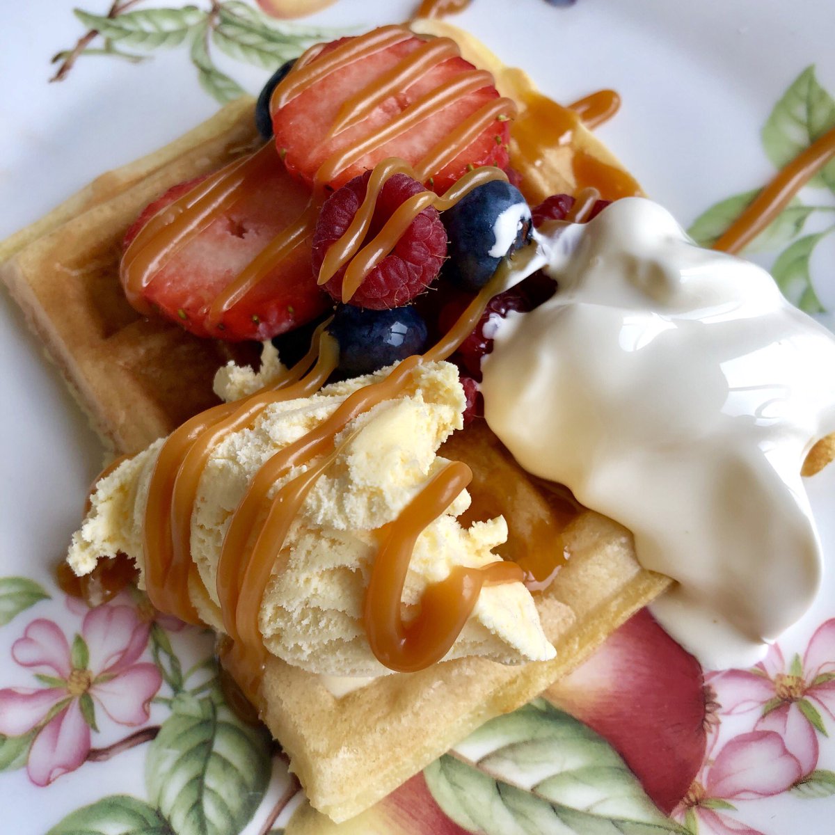 gblely's tweet photo. Waffle Saturday .... should be a weekly occurrence I think. Hands up who agrees. https://t.co/DGrzN6bXzU