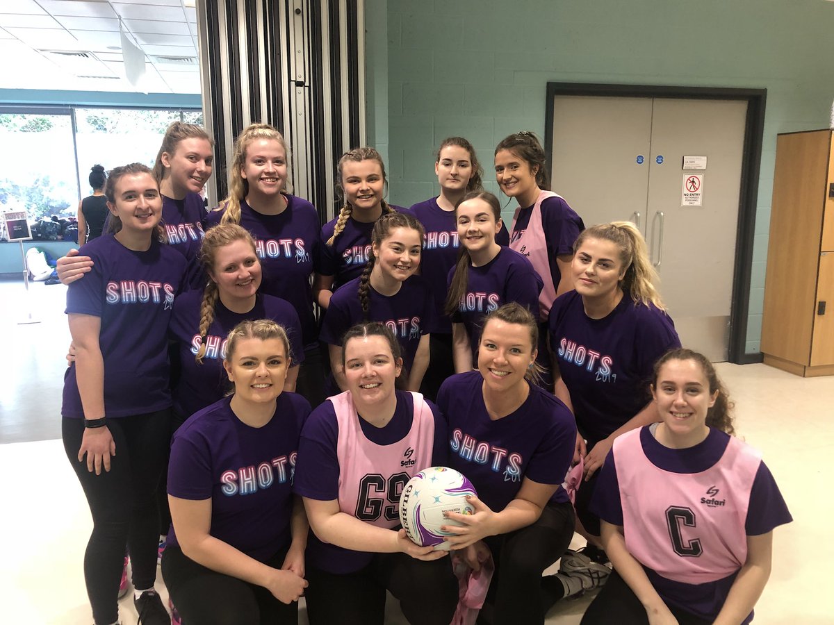 uog_recnet's tweet photo. Our Gloucester girls ready for their first game 💪🏼💪🏼 #SHOTS2019 @EnglandNetball https://t.co/6AmlypfxDG