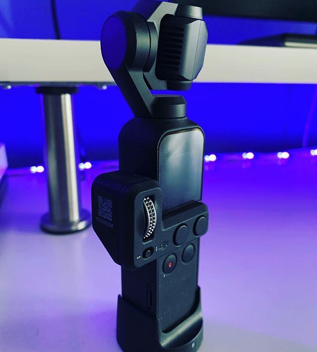 RedesBinarias's tweet photo. Los mejores accesorios para mi #OsmoPocket de @djiglobal !! #dji #osmo #accesorios #instagram #instapic #instatech #instatechnology #bestgimbal #gimbal #techie #tech #2019 #sabado #binaryworld #minimalsetups #youtuber #youtubersespañoles #life #gadget https://t.co/Ys9GfiqEeq