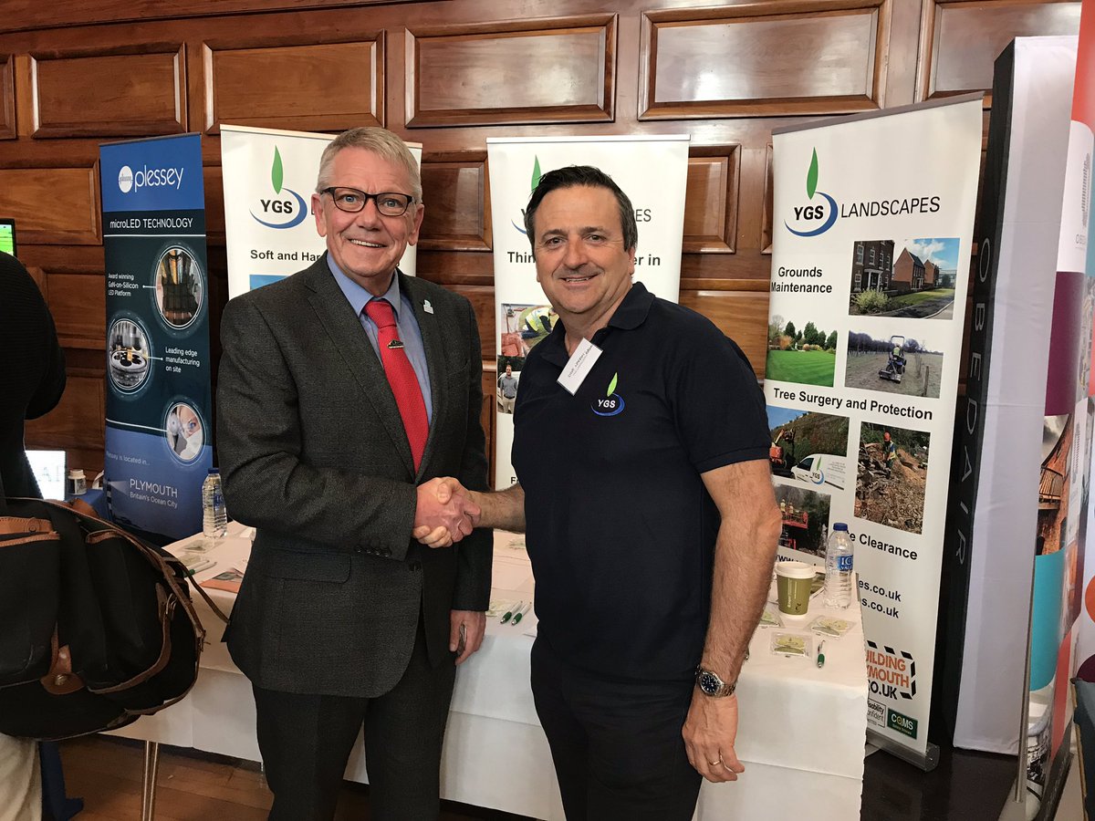 YGSLandscapes's tweet photo. The MD has arrived for the #ApprenticeJobsFair . Just in time for a visit from Steve Whiteway! #NAW2019 #fireitup #blazeatrail #buildingplymouth #110club https://t.co/1YXT9LkDBF