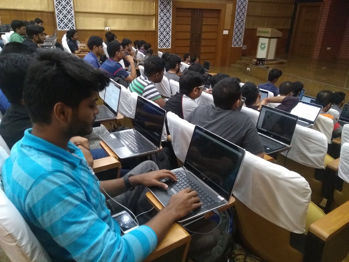 mozillabbsr's tweet photo. #mozillaFest #webextension workshop on! Being taught by the awesome @hellokarthic https://t.co/ziKcNeFw9p