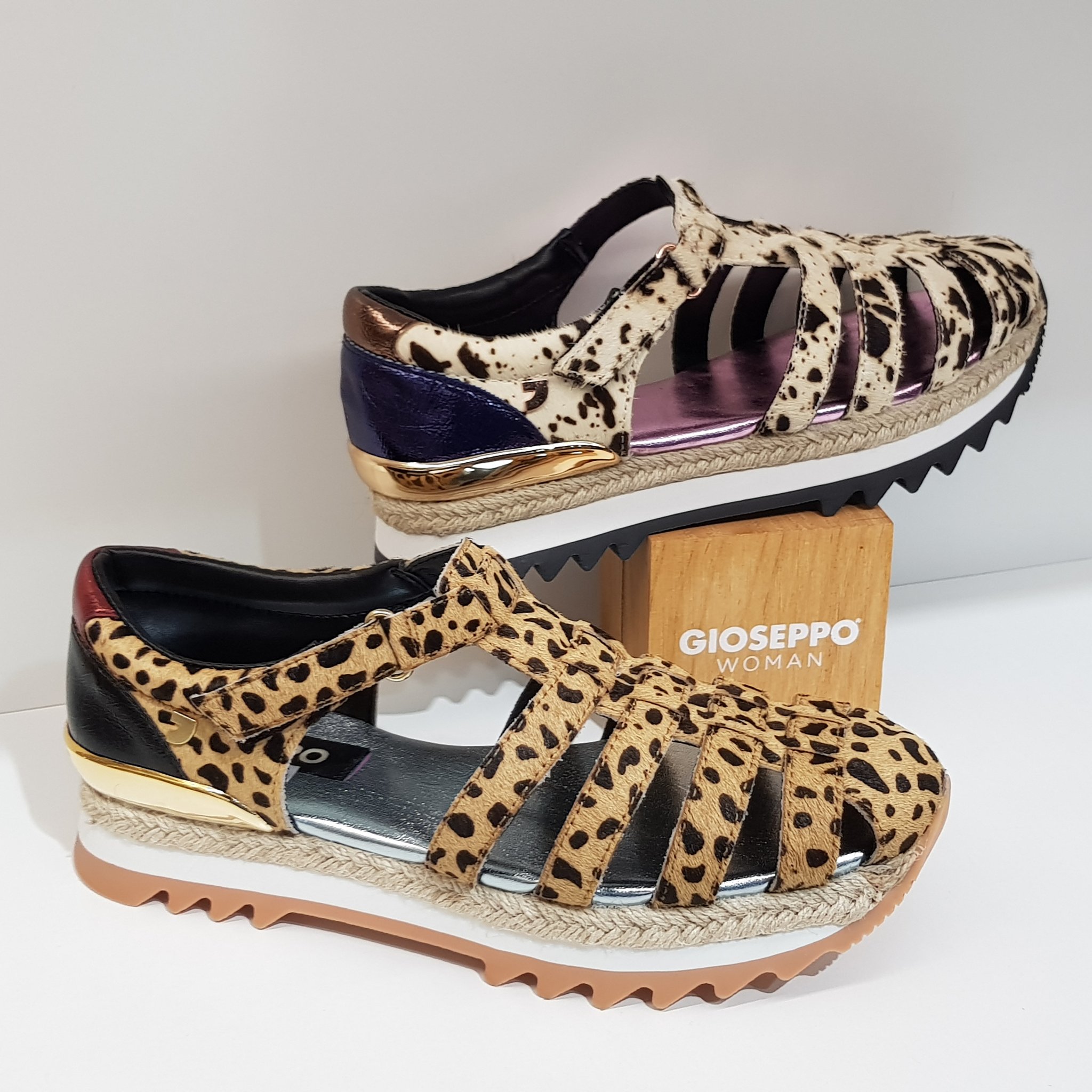Adela gil online sandalias
