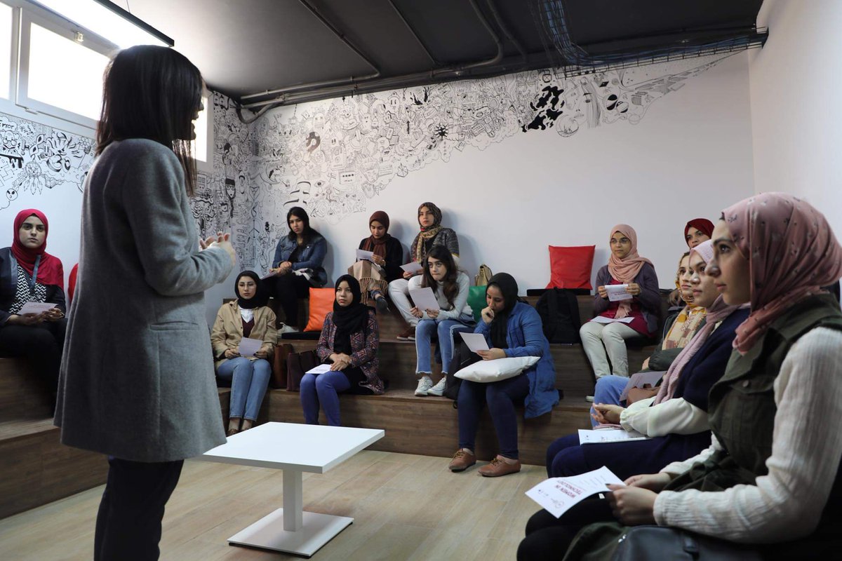 TatweerResearch's tweet photo. In #WomensDay at #TecSpace, we brought together #Libyan female entrepreneurs to discuss challenges and find solutions.
Funded by : @UNDPLibya @EUDELtoLibya https://t.co/6w4Dh0Diwc