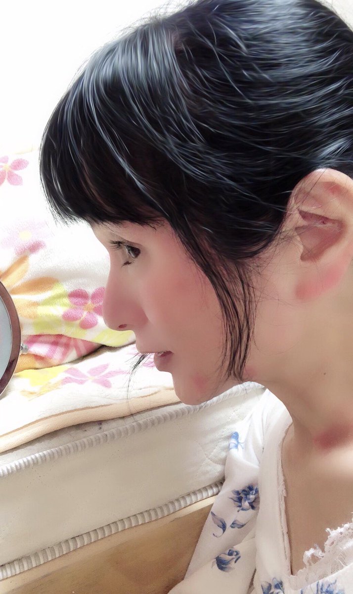 プリズムキャンディスターズdressmaker A Twitter そしていま お風呂上がり 髪は乾かした 前髪15 カットしてもらい35日前と同じ長さに 計算したら1日に0 43 伸びる 人間は1日0 3ミリ 0 4ミリらしいから人間より早く伸びる