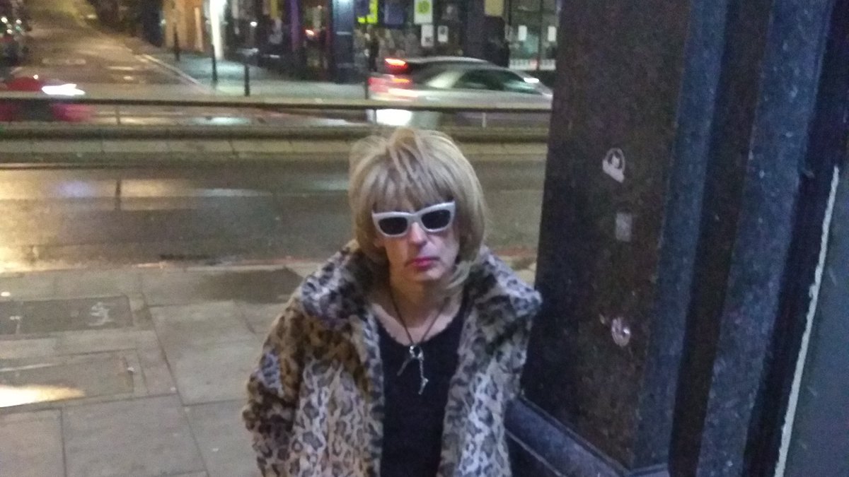 Dirty Viv tweet media