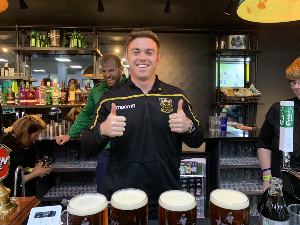 just_maz's tweet photo. Thanks to @drew_kells @SaintsRugby #4pints https://t.co/kV5XIf1g10