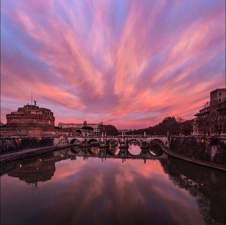 Marzo: temperature sopra la media e tramonti che già ci illudono di #Primavera 😍#verissimo