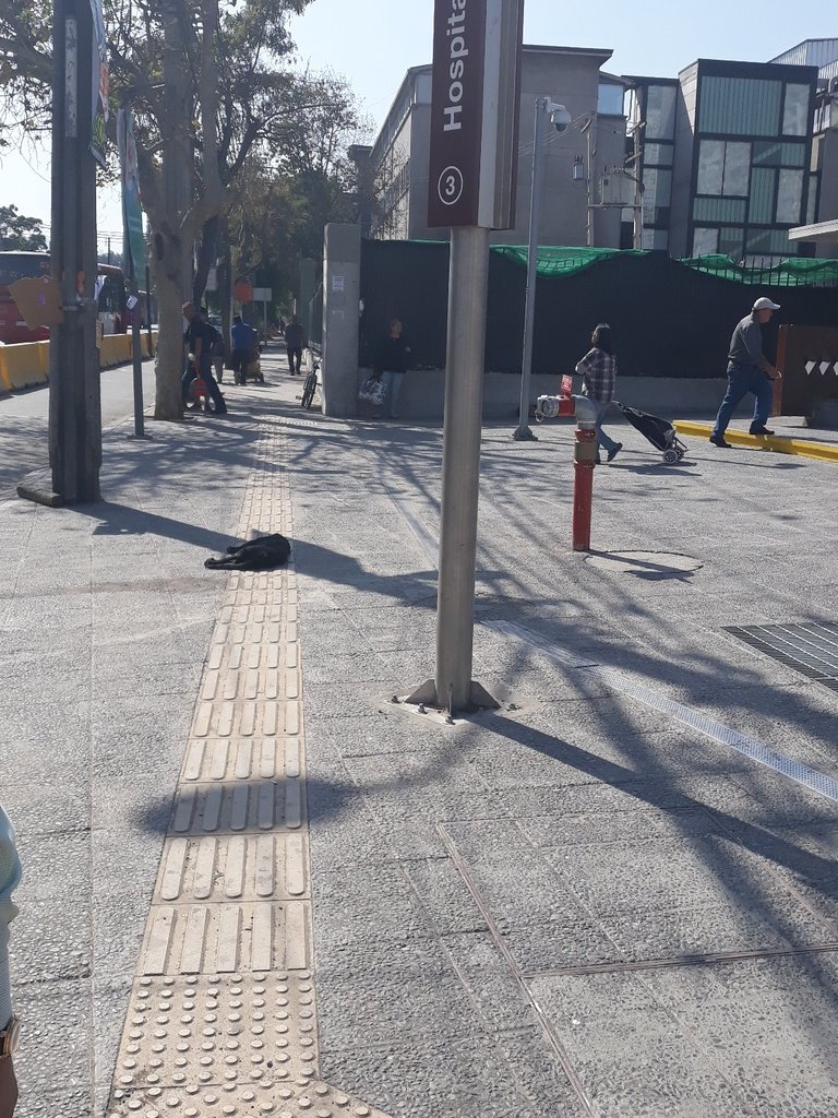 Inspeccionando estaciones de metro Hospitales <a href="/Duranbaronti/">Gonzalo Durán</a> <a href="/Muni_Indep/">Municipalidad de Independencia</a>