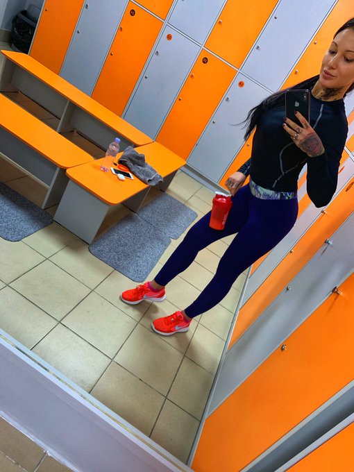 Results happen over time , not overnight .. Work hard , stay consistent and be patient 💪🏽☝🏽 https://t