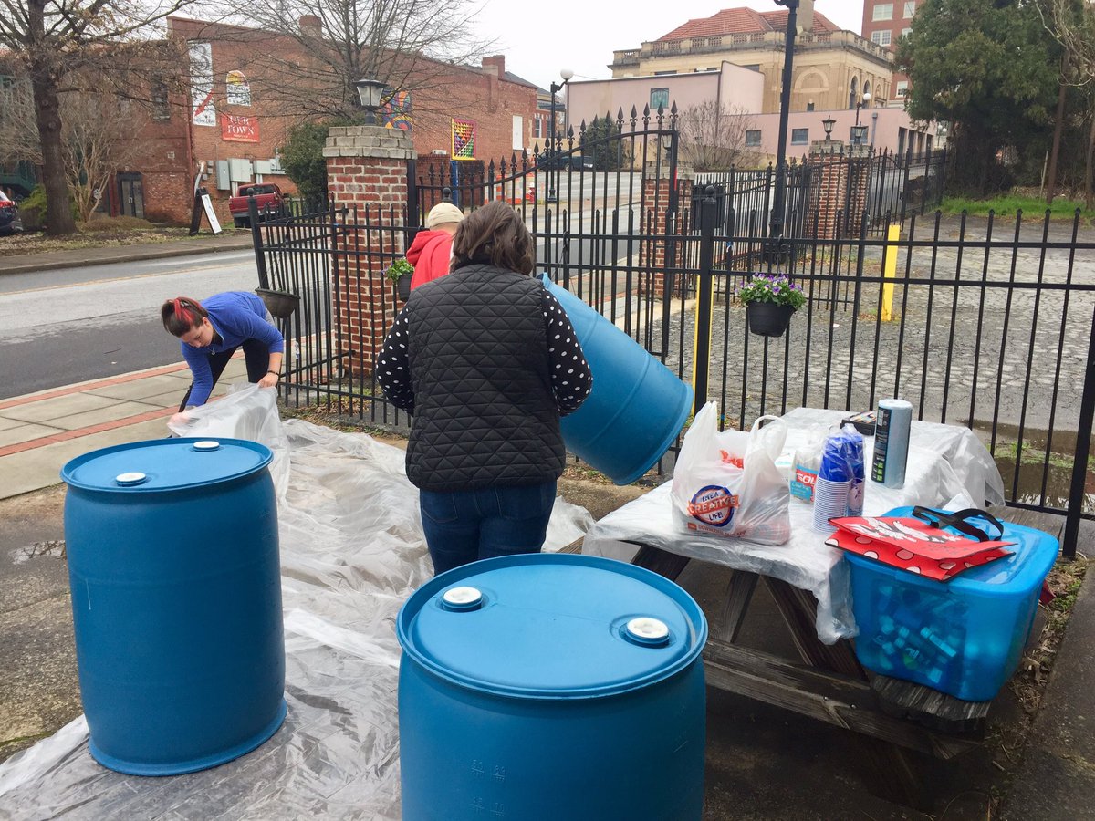 waterwoman44's tweet photo. Hard at work setting up for Barrels & Beer in Anderson. So excited to talk about water protection and conservation ππ§πΏπ #ASWCD #ARJWS #CarolinaBaurenhaus #Protectwater #stormwater #environment #waterresources #water #AndersonSC #southcarolina https://t.co/wA5VTndowl
