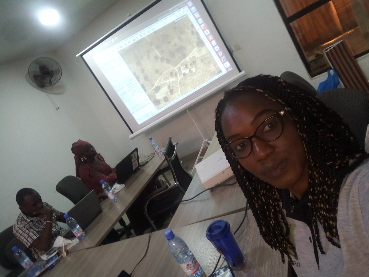 Honorable_Nath's tweet photo. Agréable #Mapathon ce matin au siège de @BenbereM dans l'ACI2000 #Bamako
avec de nouveaux contributeurs @OSM_Mali
sur https://t.co/YIOo4F3bp4, Ville de #Mpessoba, Region #Sikasso.
@cafdo_officiel @hotosm @DaTa_TICS @osmafrica #Map4Ml https://t.co/wYmmfjZhrc