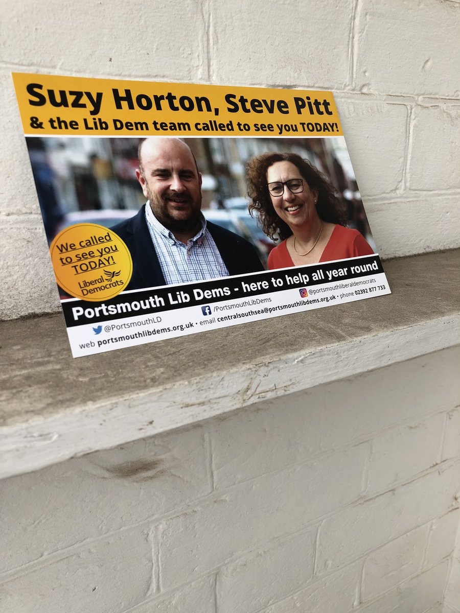 LeeHunt6's tweet image. Local @portsmouthld teams still out #LibDemDoorSteps with @suzy_horton @Steve__Pitt #LibDemChats so many voters angry with #Portsmouth #Labour double-talk and stirring over residents‘ parking #LibDems #WorkingAllYearRound