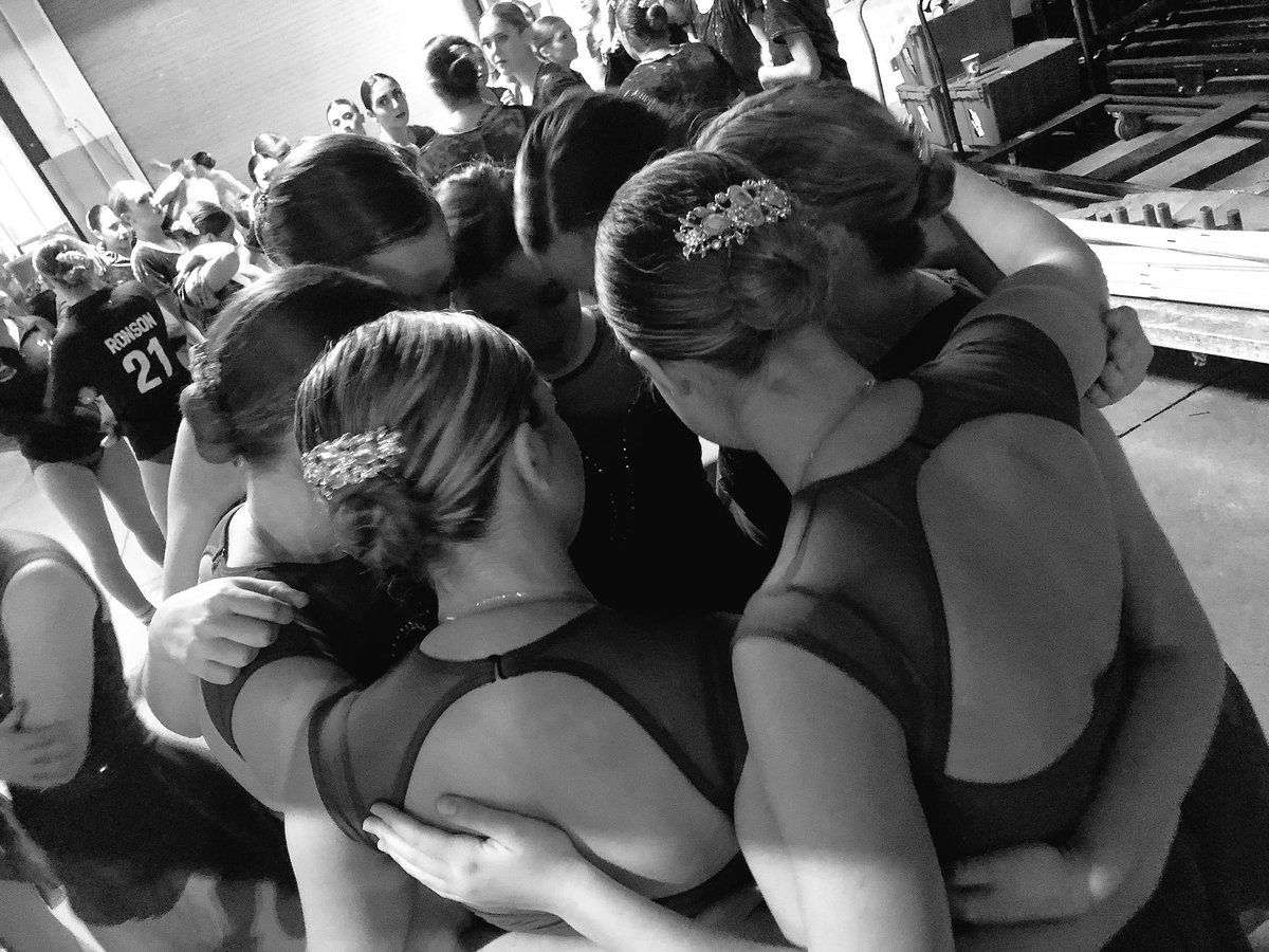 Last night we honored all of the amazing accomplishments that <a href="/LHS_VarsityPoms/">LHS Varsity Dance</a> &amp; @LHSJVdanceteam had this year! Thank you to our seven seniors for leading by example these past 4 years. You will be greatly missed. #luckyseven #alwaysfamilyday #UDAallamericans #pommies 🧡🖤🧡