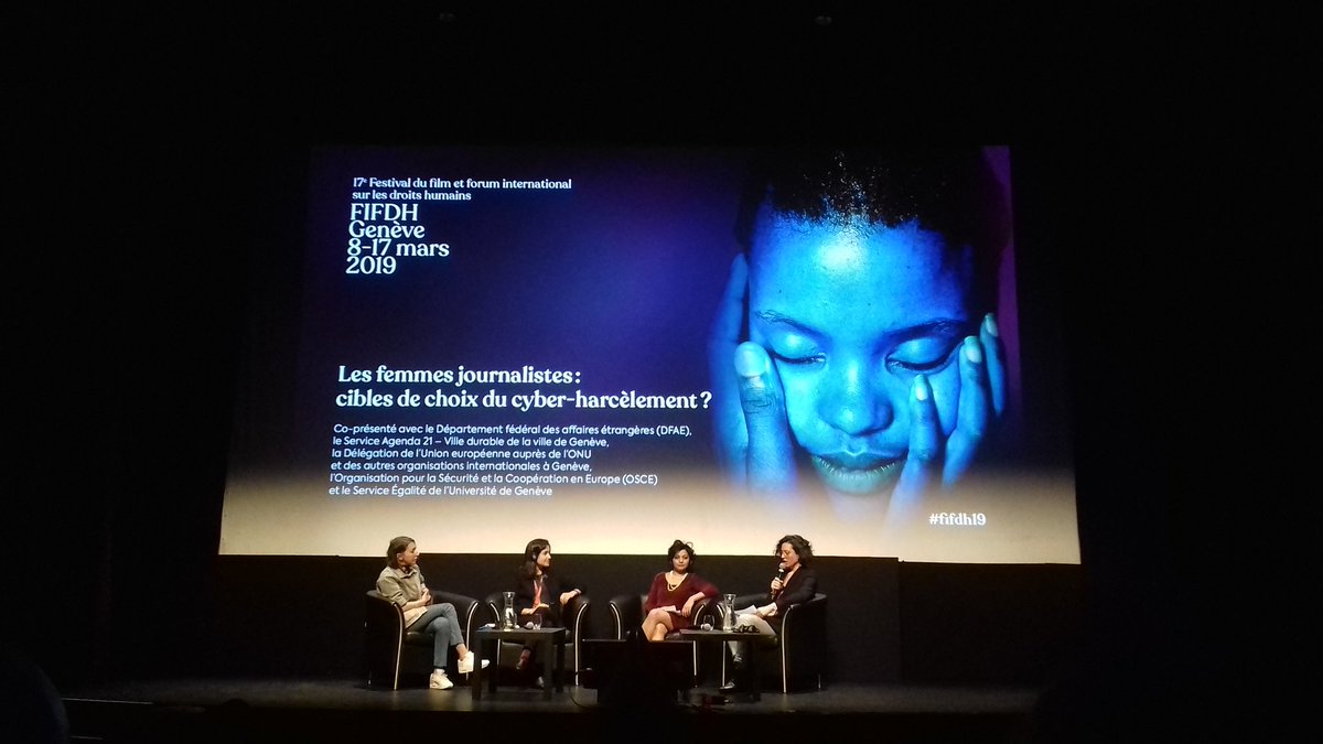 panoramaDH's tweet photo. Estamos en el #FIFDH2019.
Hoy el tema es #MujeresPeriodistas: ¿primer blanco del #ciberacoso?
Proyección de "A Dark Place", de Javier Luque, seguida de un panel con @kirannazish, @arzugeybulla, Nadia Daam y @celiaheron.
#SOFJO
La discusión en vivo en: https://t.co/IiWaIjilFj. https://t.co/UsjoKV5uU0